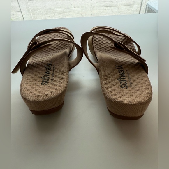 SoftWalk Women's Brimley Mule Sandal in Tan Sz 10 - Picture 6 of 10